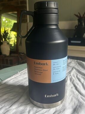Embark Insulated Stainless Steel Growler - Black